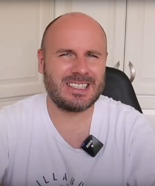 alexander_raue.png