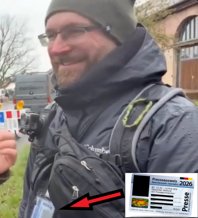 sebastian_schmidtke_falscher_presseausweis.png